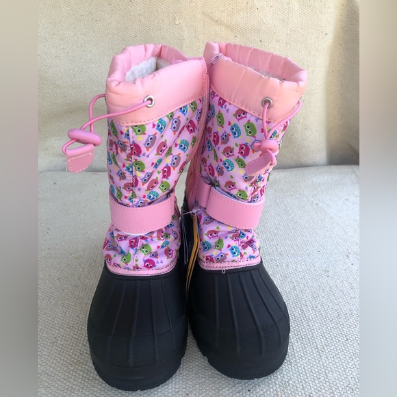 Dream Pairs 3M Other - Snow Boots Dream Pairs Big Girl Mid Calf waterproof insulation boots pink size 3